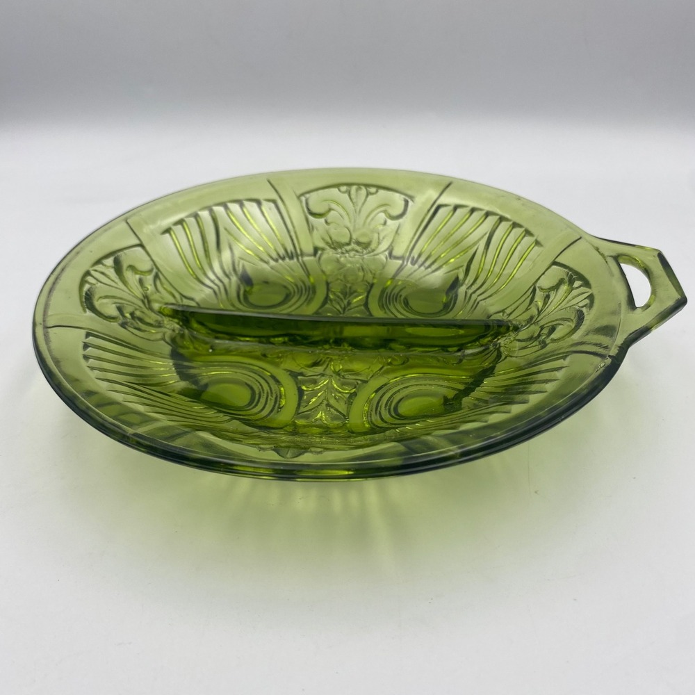 Vintage Green Glass Divided Relish Dish Art Deco Peacock Feather Pattern 7.25in - Picture 2 of 5